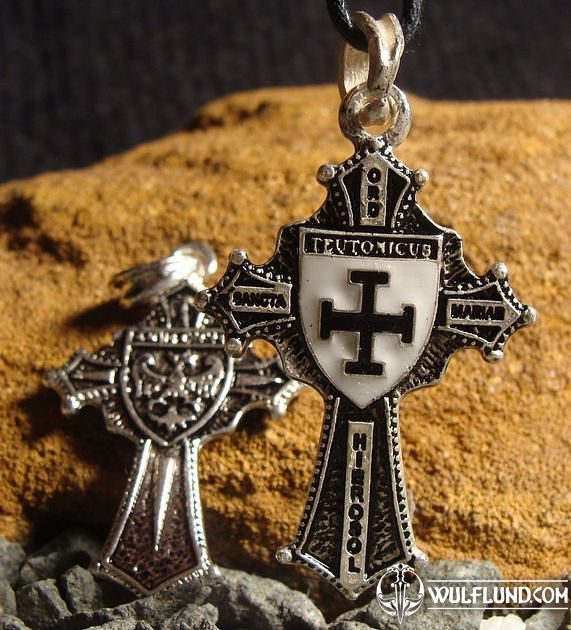 TEUTONIC CROSS, pendant amzlet We make history come alive!