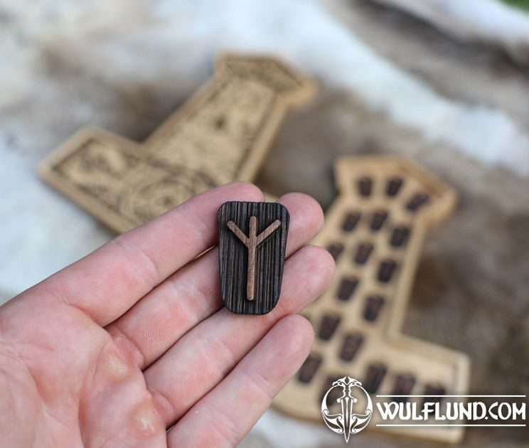 MJÖLLNIR - RUNES FUTHARK SET et coffret cadeau Marteau de Thor Kadlus ...