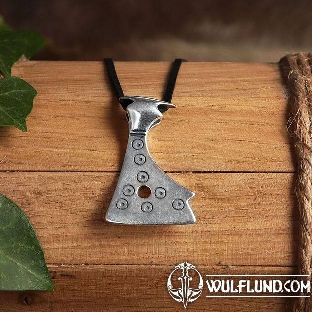 SLAVIC AMULETS PERUN AXES Wulflund