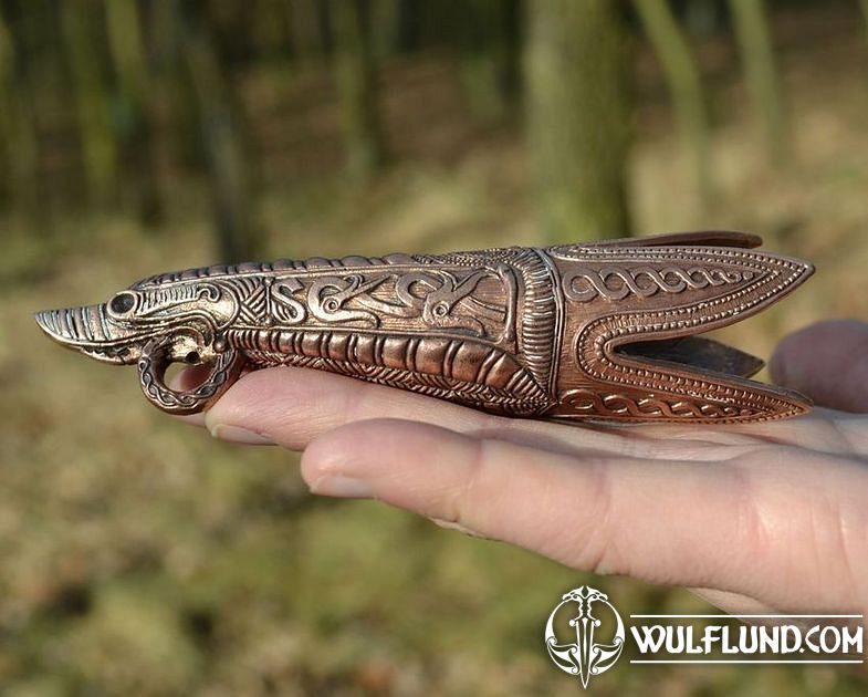 Drinking Horn Terminal Chape Wulflund