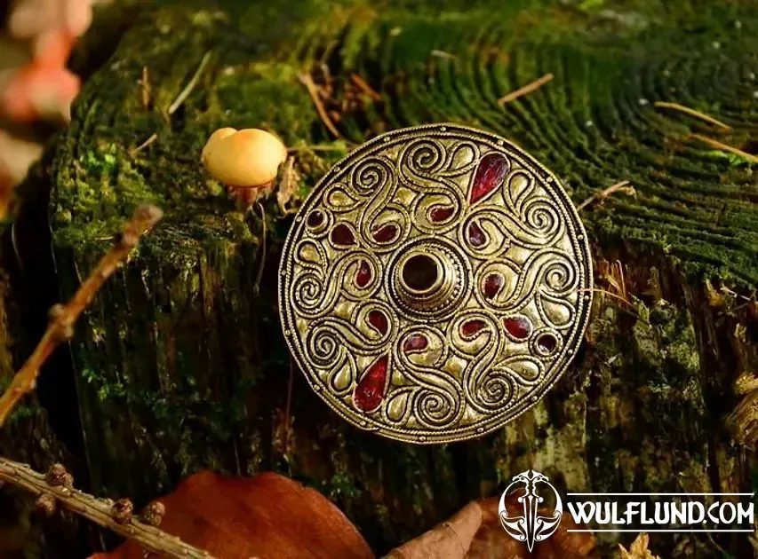 Broche Celte Irlandaise En Bronze – Motif Chasse – Style Ethnique – Fabriquée En Irlande