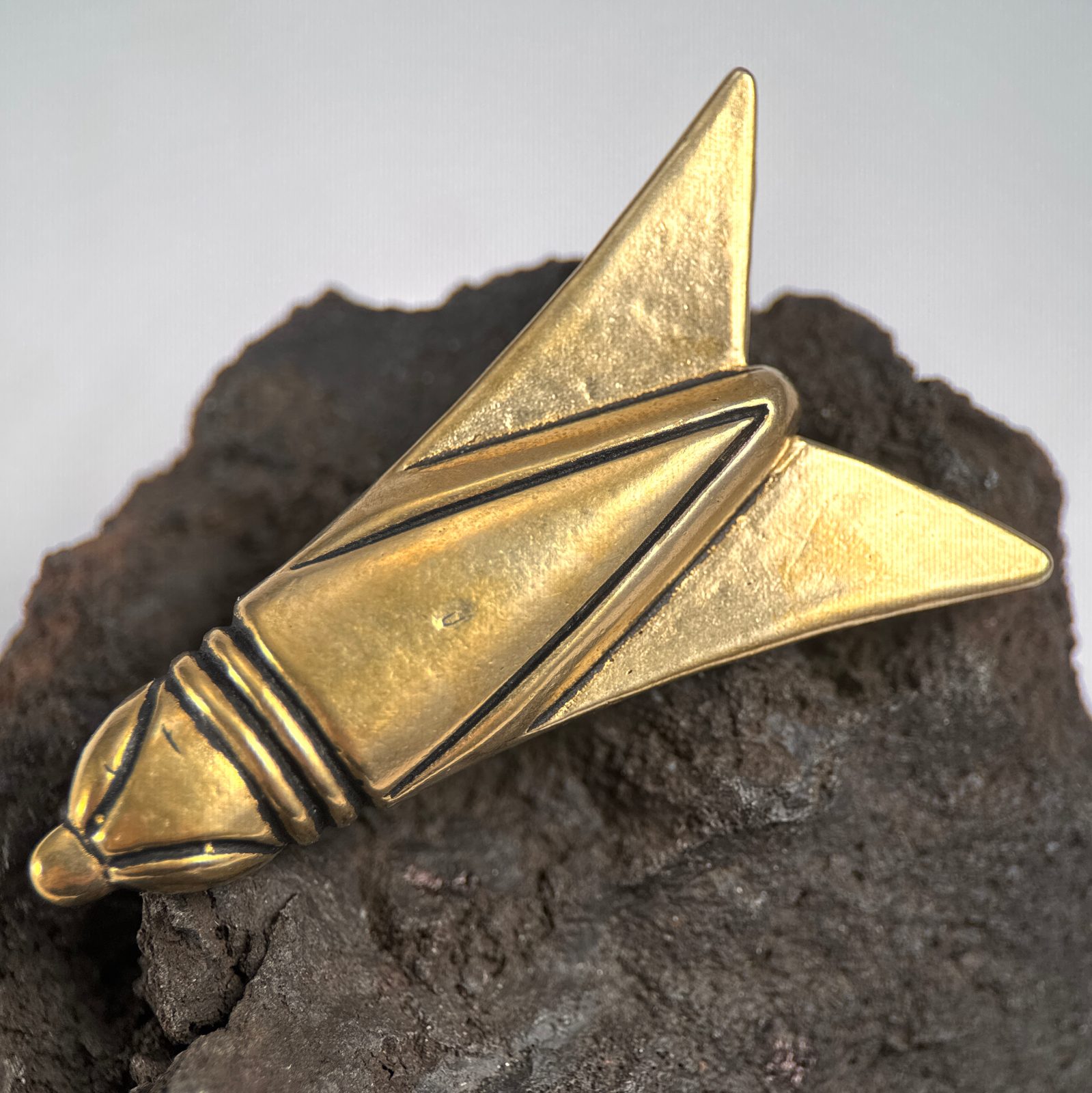 Cicada, Roman-Germanic clasp, bronze Wulflund