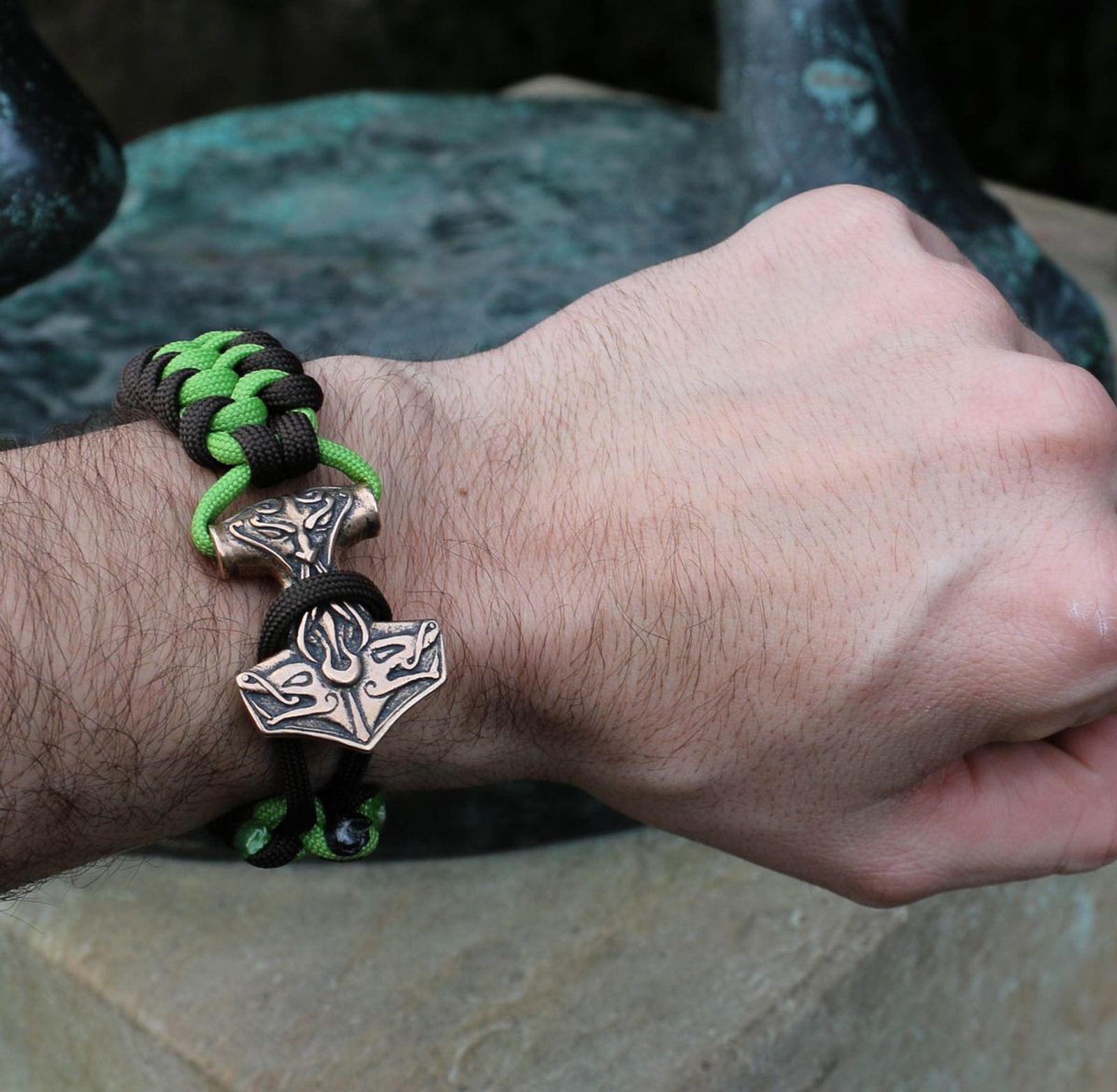 TÓR, paracord bracelet Wulflund