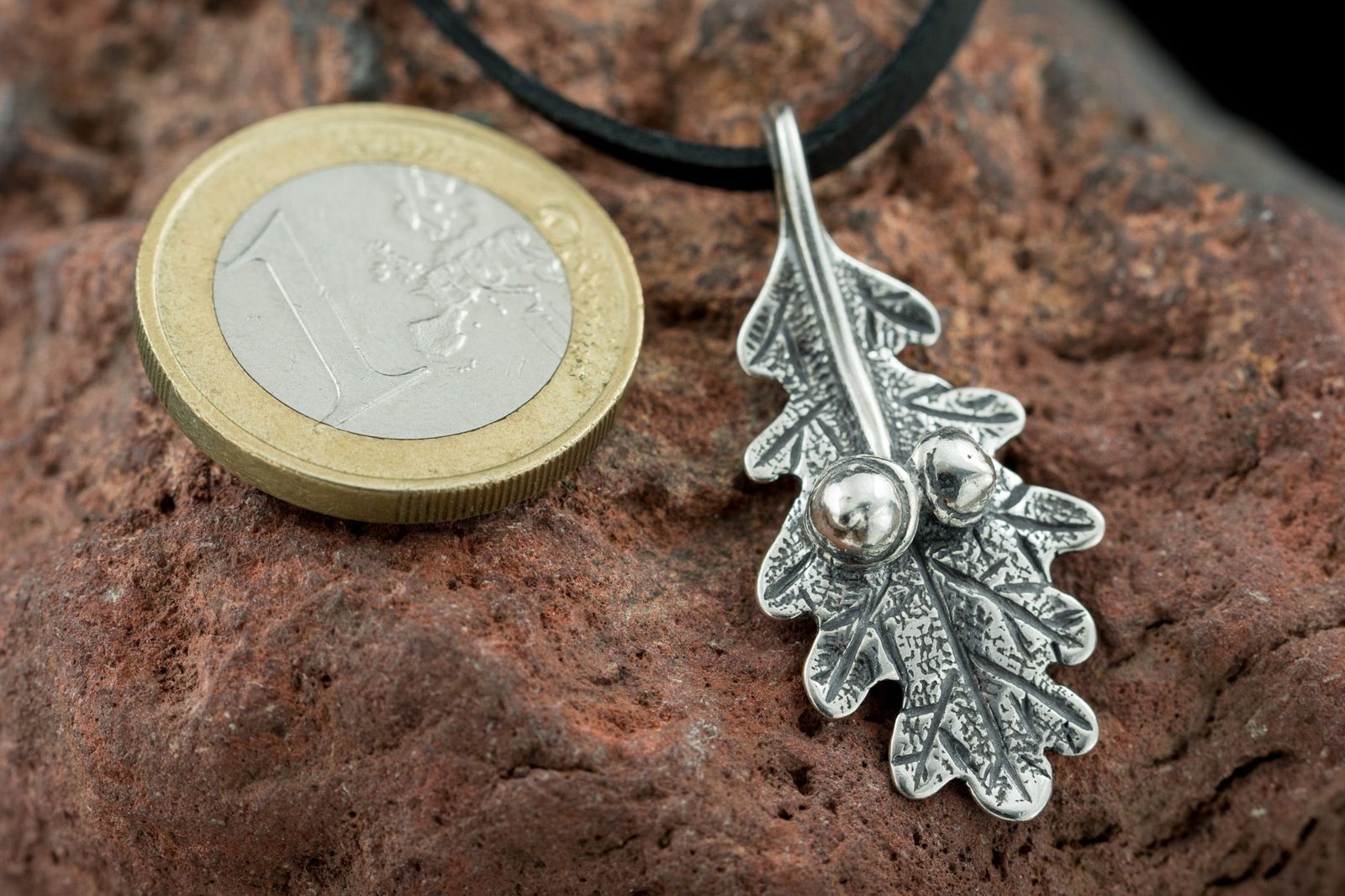 OAK LEAF, sterling silver charm Wulflund