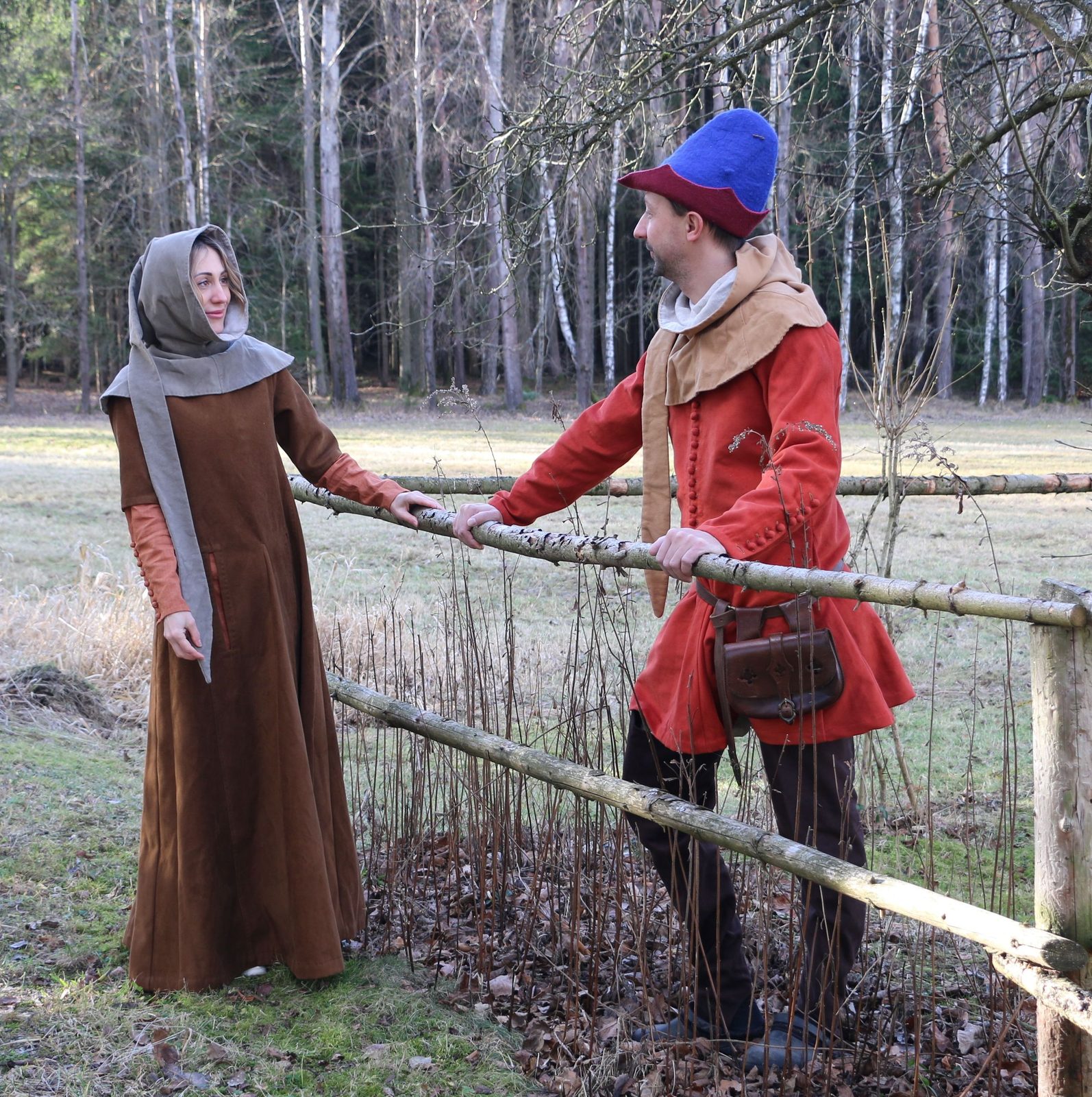 UPPER DRESS - MEDIEVAL COSTUME, ladies, 14th century