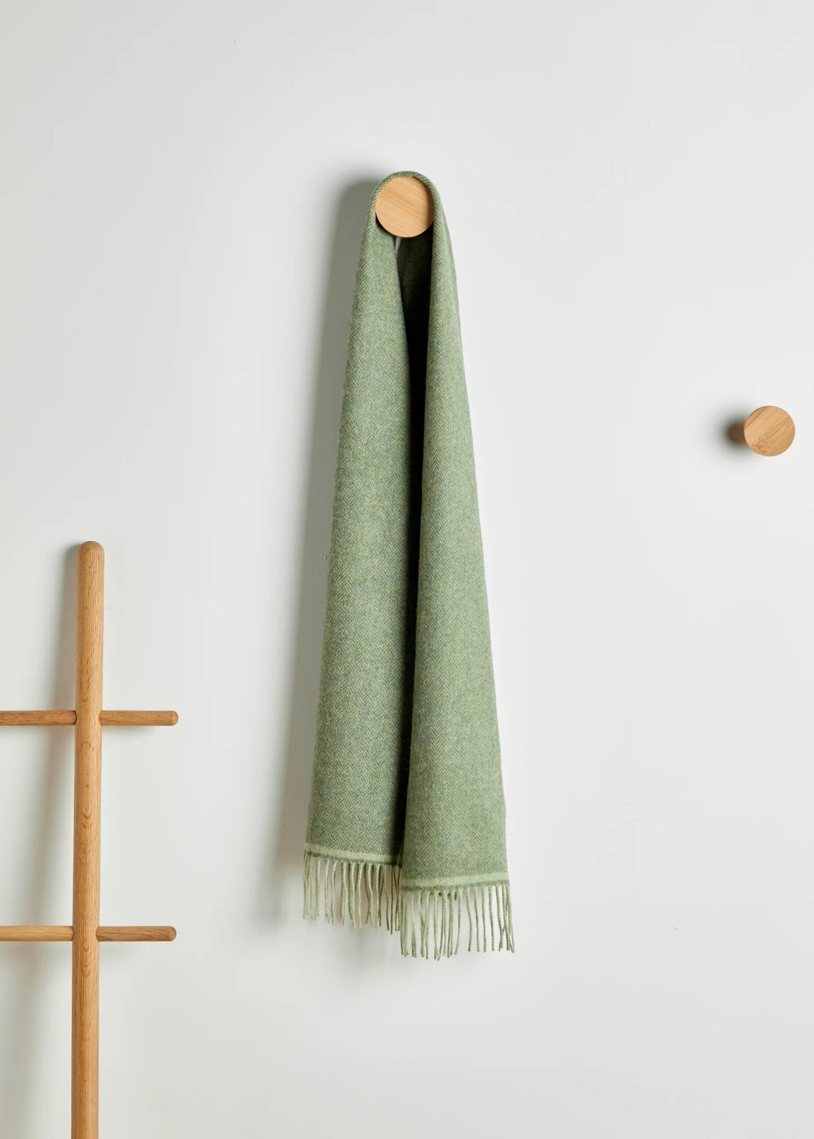 Irish Scarf, Foxford Green Herringbone Wulflund