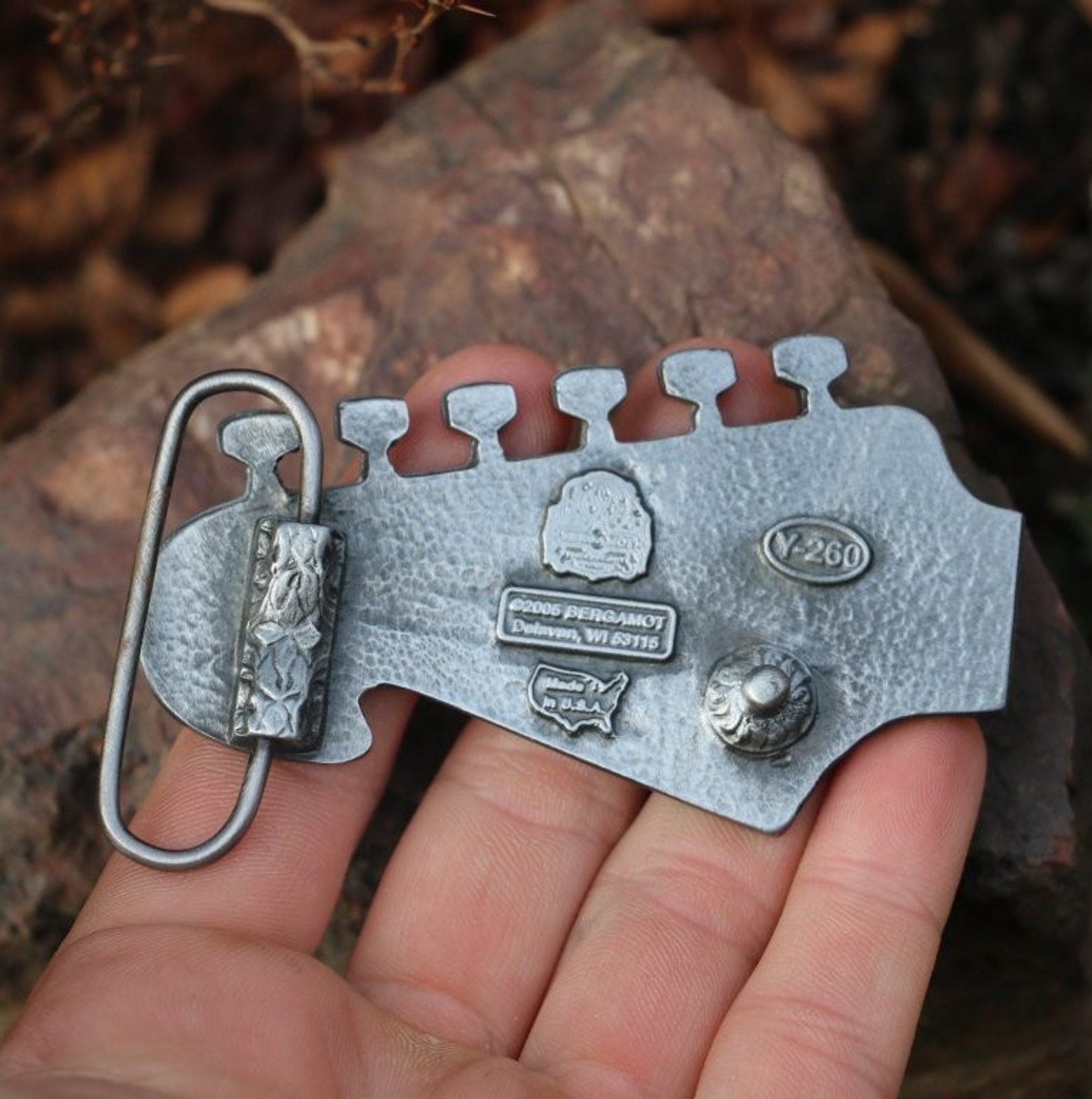 Guitar, belt buckle Wulflund