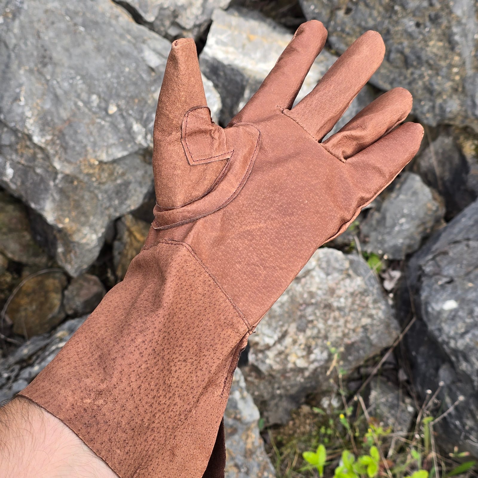 beige suede gloves