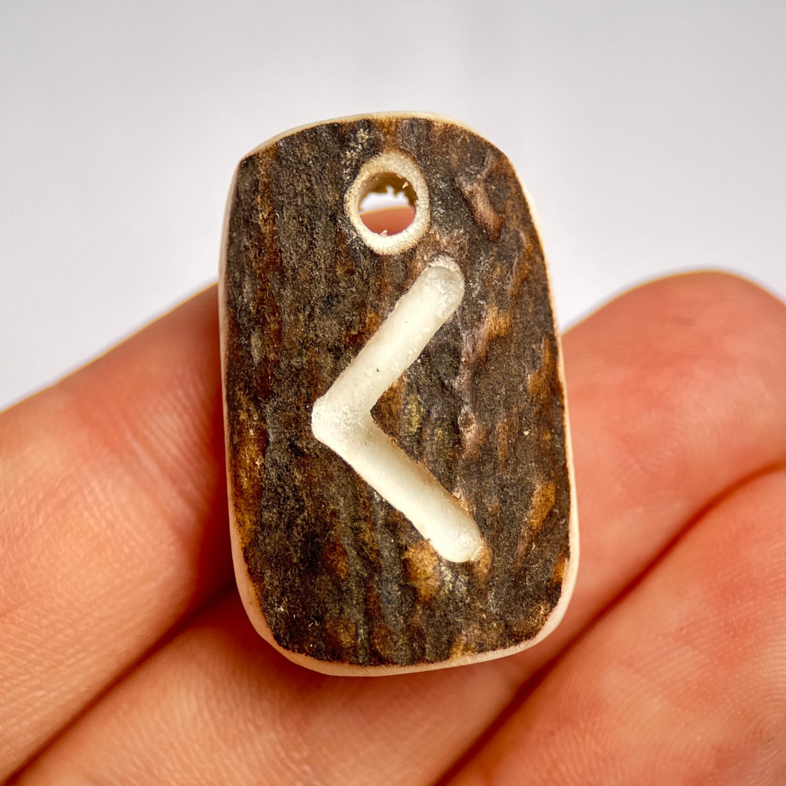 KENAZ, deer antler rune pendant Wulflund