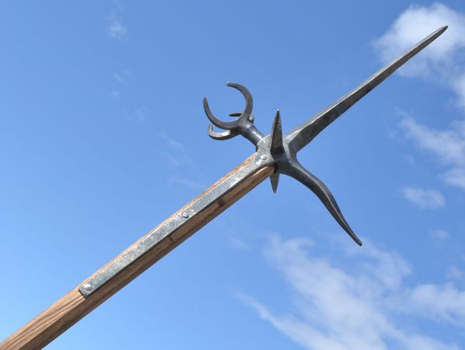 TWO HANDED HAMMER, exact museum replica Wulflund