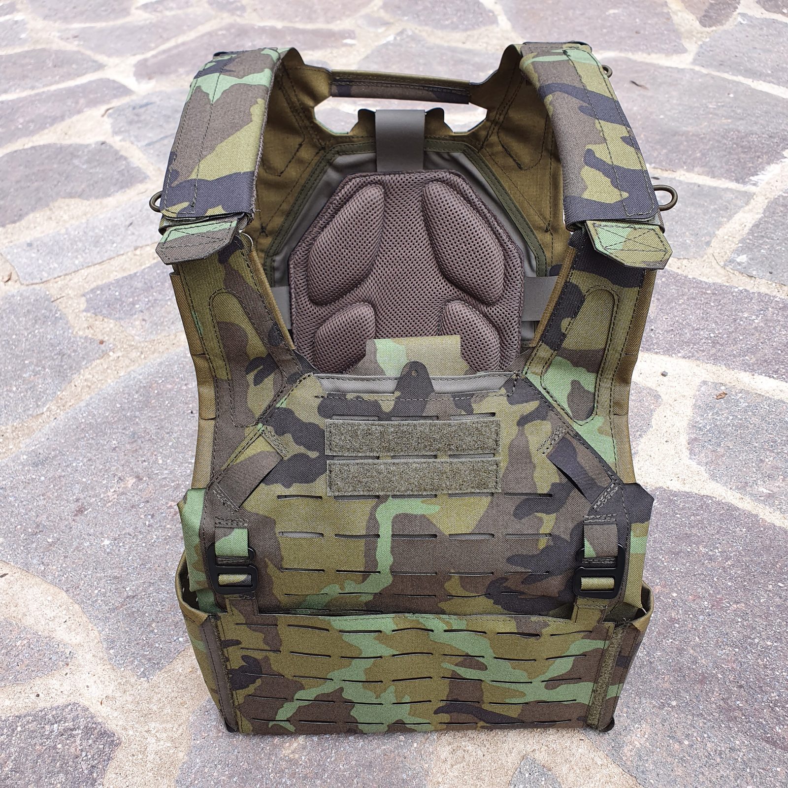 PERUN plate carrier - tactical vest vz.95 Czech camo Wulflund