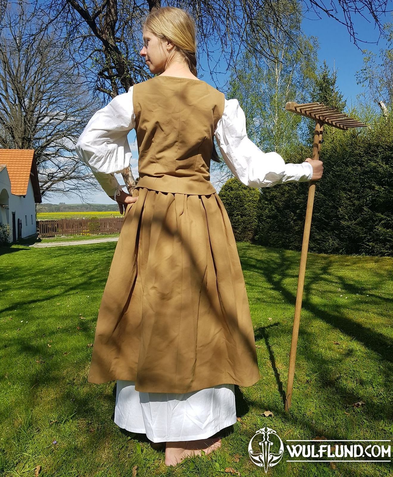 Paysanne - costume historique Vêtements pour femmes Costumes ...