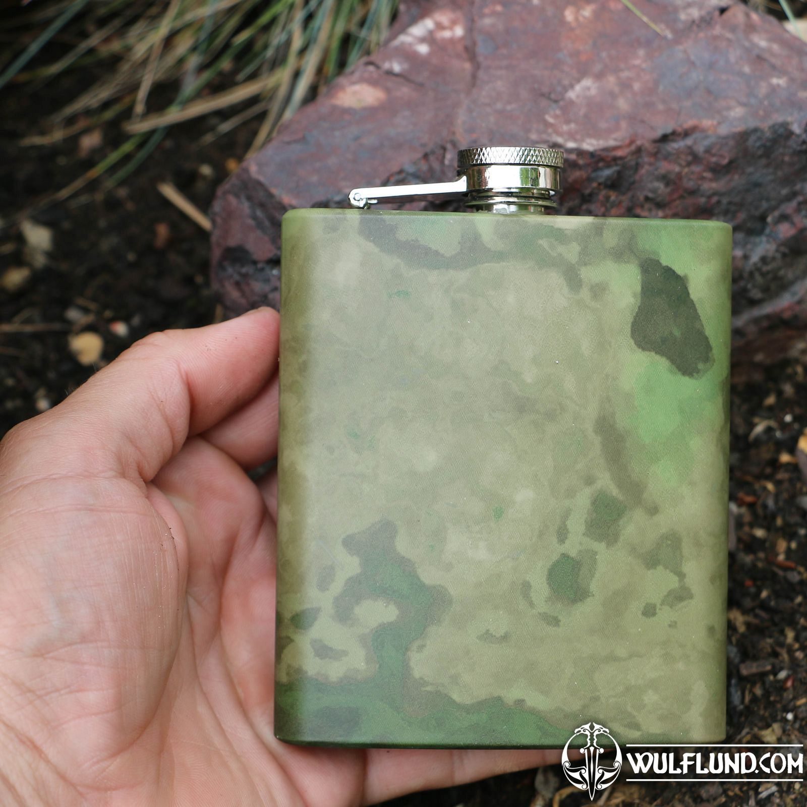 HIP FLASK Camo Everglade bottles, hip flasks Leather Products Wulflund