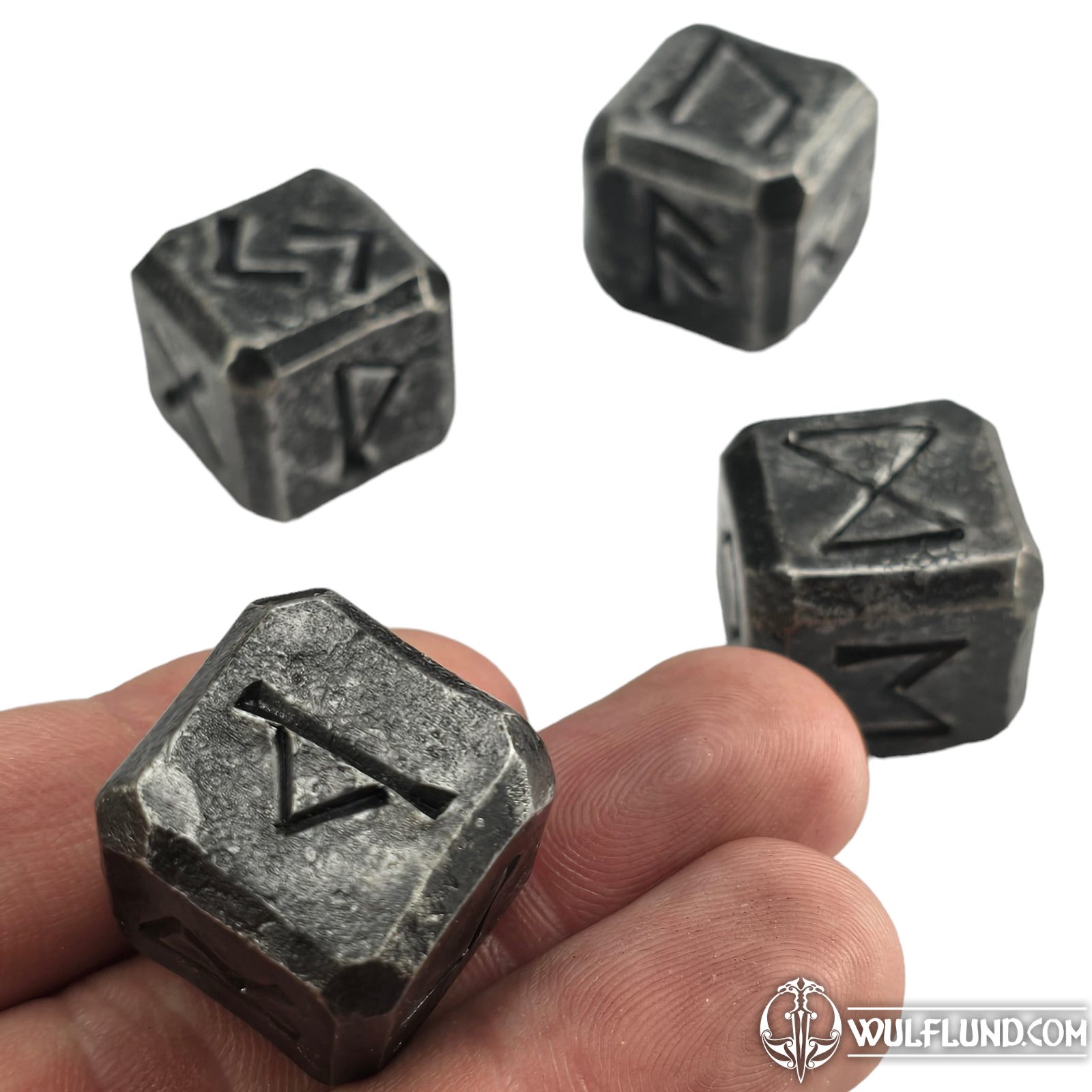 FUTHARK - RUNES, CUBE FORGÉ 4 PIÈCES Novotný T Jeux vikings Jeux ...