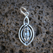 MAIA - PENDENTIF ET BOUCLES D'OREILLES, ARGENT ET TOPAZE BLEUE - ENSEMBLES DE BIJOUX EN ARGENT