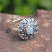 SLAVIC RING WITH RAINBOW MOONSTONE - ANNEAUX