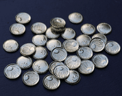 CELTIC TREASURE, COINS AND POUCH, REPLICAS - 100 PIECES - CELTIC COINS