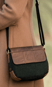 LEATHER FLAP HANDBAG, WOOL & LEATHER - SACS EN LAINE