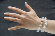 QUARZ - KRISTALL, ARMBAND - SCHMUCK MIT STEINEN