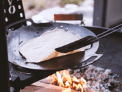 GRIDDLE PAN 38 CM WITH LEGS MUURIKKA, FINLAND - BUSHCRAFT