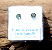 CYNGUS, STERLING SILVER EARRINGS WITH MOLDAVITE - MOLDAVIT