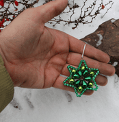 GREEN STAR, YULE DECORATION - WEIHNACHTSDEKORATIONEN