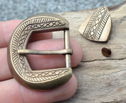 HISTORICAL BELT BUCKLE AND STRAP END, BRASS COLOUR - BELT ACCESSORIES