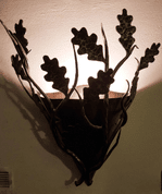 WALL LIGHT - OAK LEAVES - FORGED IRON HOME ACCESSORIES