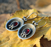 ORBIT, SILVER EARRINGS, GARNET - EARRINGS