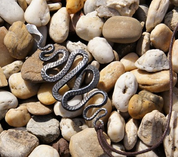 VIPERA, HAND FORGED SNAKE PENDANT - BIJOUX ANIMALIERS