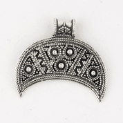 LUNULA, BIJOUX SLAVE S, IXÈME SIÈCLE, RÉPLIQUE EN ARGENT, TYPE 6 - PENDENTIFS