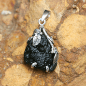 GABRETA MOLDAVITE SILVER PENDANT - BIJOUX À MOLDAVITES TCHÈQUES