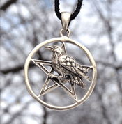 PENTACLE WITH RAVEN, SILVER PENDANT - PENDENTIFS