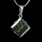 DRUSA, MOLDAVITE ANHÄNGER, SILBER - MOLDAVITE