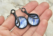 BLUE AND WHITE GLASS EARRINGS - SCHMUCK MIT STEINEN