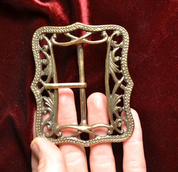 BELT BUCKLE, RENAISSANCE - BOUCLES DE CEINTURE ET RIVETS DÉCORATIFS