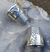 CATS, SILVER THIMBLE - RINGS - HISTORICAL JEWELRY