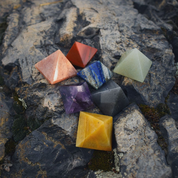 7 CHAKRA PYRAMID SET - DECORATIVE MINERALS AND ROCKS