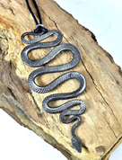 VIPERA, HAND FORGED SNAKE PENDANT - TIERE ANHÄNGER