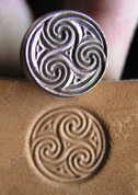 CELTIC TRISKELE, LEATHER STAMP - LEATHER STAMPS