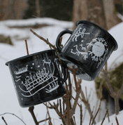 TANUM ROCK CARVINGS ENAMEL MUG - MUGS, GOBLETS, SCARVES