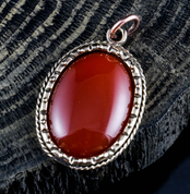 AGATE - RED, LARGE, BRONZE, PENDANT - BRONZE HISTORICAL JEWELS