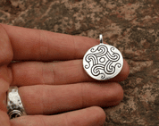 BRONZE AGE SUN, SILVER PENDANT - PENDENTIFS