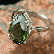 MONTANA - MOLDAVITE STERLING SILVER RING - MOLDAVITES, CZECH