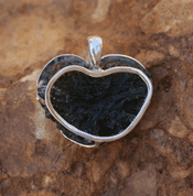 HEDERA FEUILLE DE TILLEUL, PENDENTIF EN ARGENT, MOLDAVITE - BIJOUX À MOLDAVITES TCHÈQUES