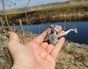 WOMAN WITH FLOWERS, ART NOUVEAU BROOCH, TIN - COSTUME JEWELLERY