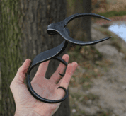 ARIES, FORGED STAND FOR HORNS - DRINKING HORNS