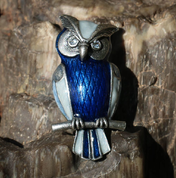 WISE OWL, BLUE, COSTUME BROOCH - COSTUME JEWELLERY