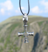 CROIX DU LOUP - MARTEAU DE THOR, ISLANDE, ÉTAIN - INSPIRATION NORDIQUE ET VIKING