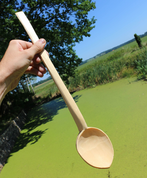 HAND CARVED SPOON, LONG - GEDECKE UND GESCHIRR